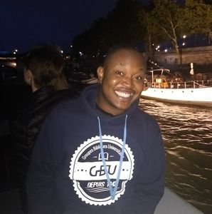 Meet your Posher, Jonathan